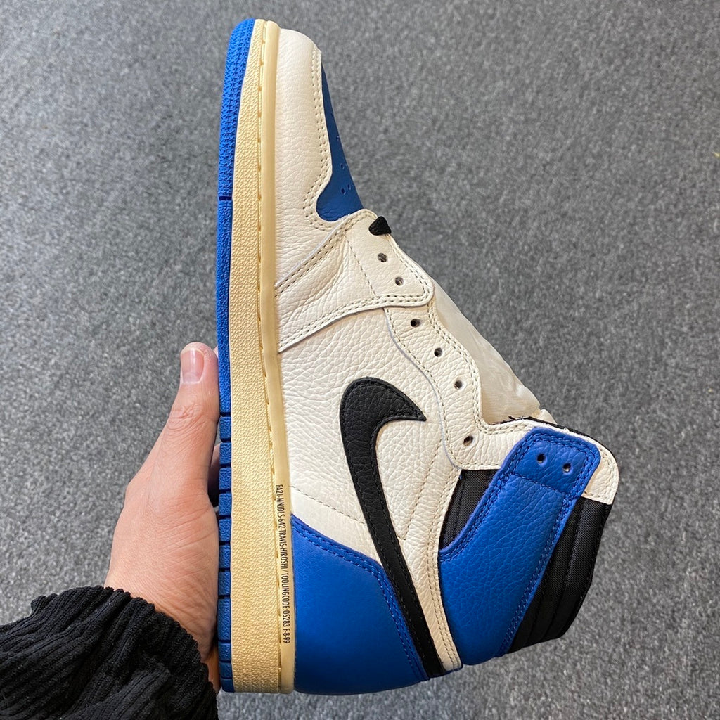 Air Jordan 1 Retro High OG SP Fragment x Travis Scott