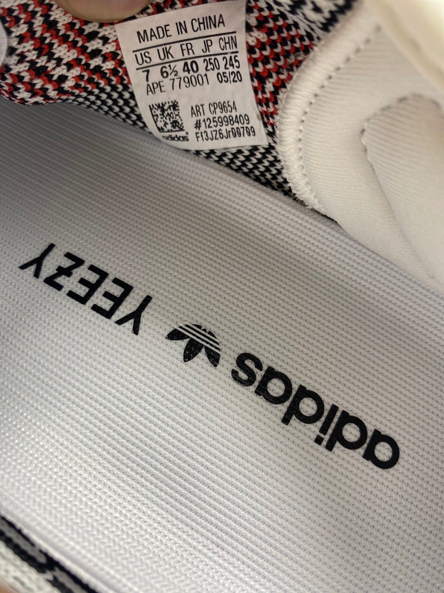 Adidas Yeezy Boost 350 V2 "Zebra"