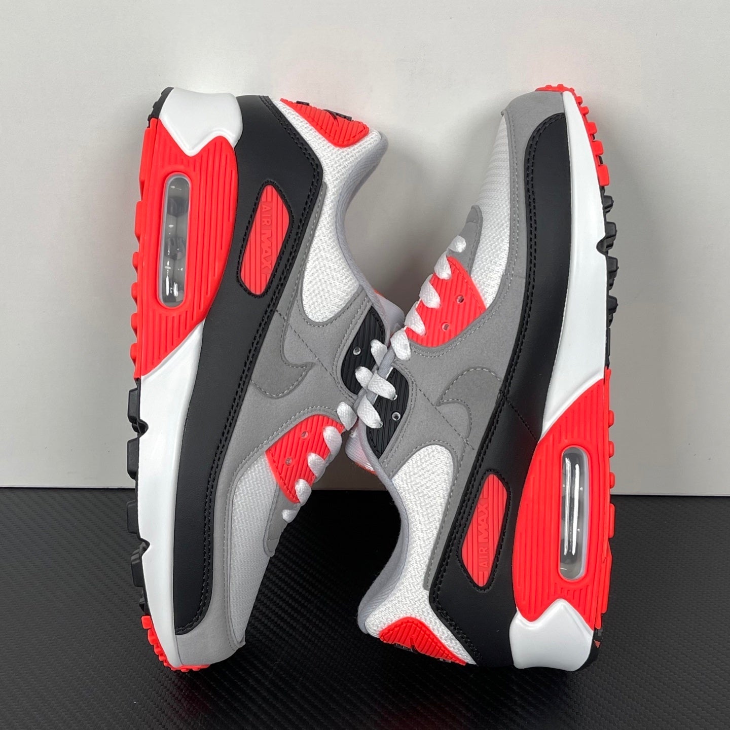Nike Air Max 90 "Infrared"