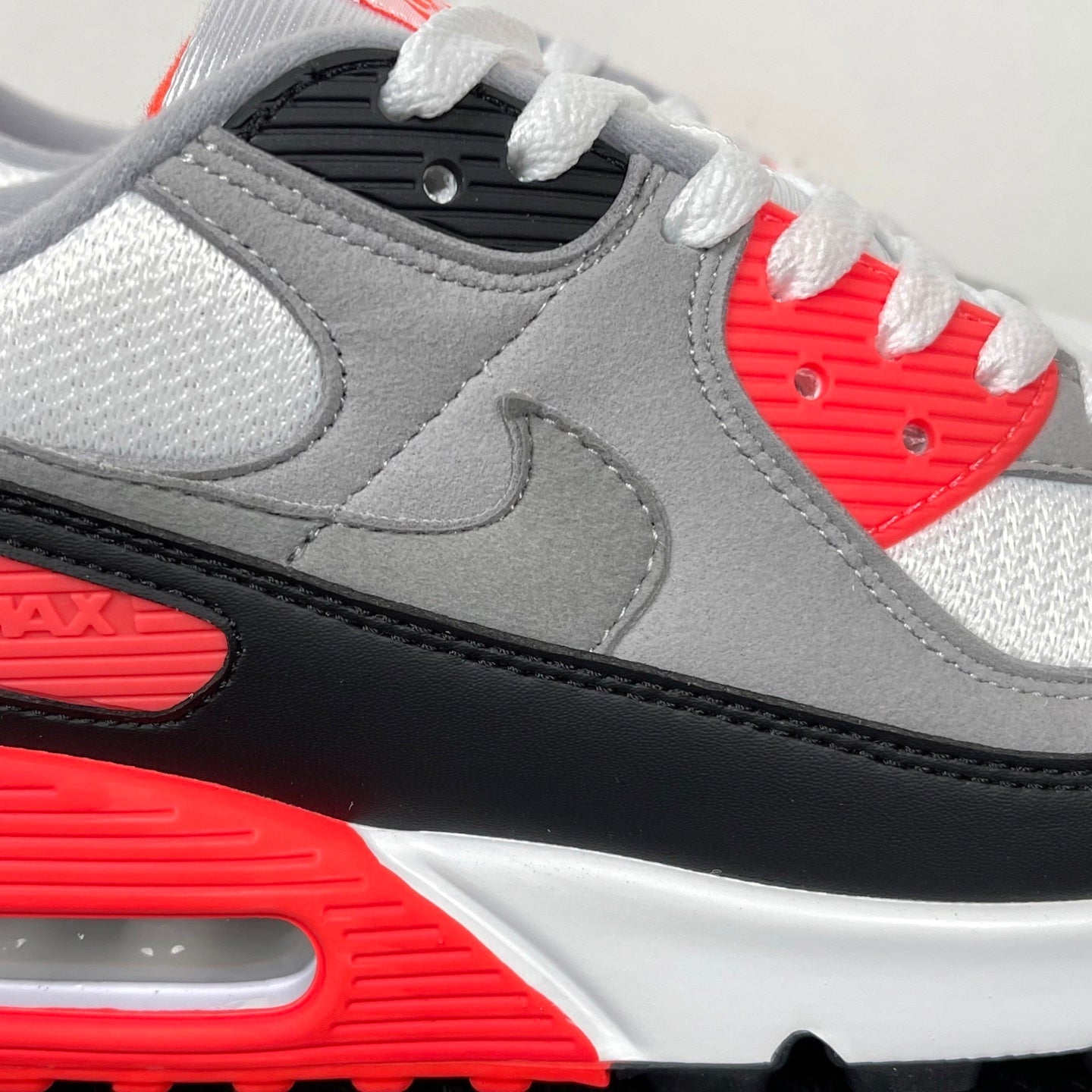 Nike Air Max 90 "Infrared"
