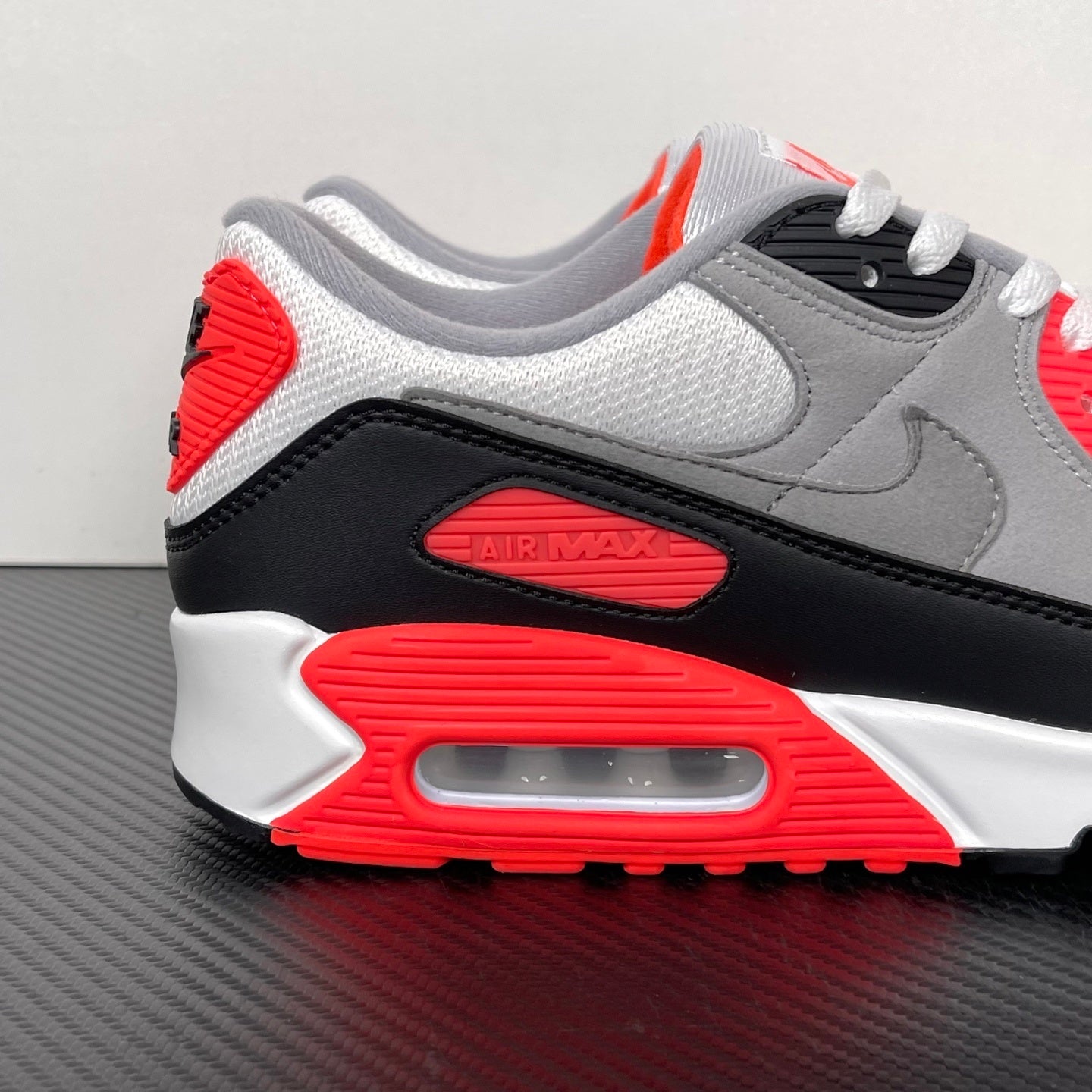 Nike Air Max 90 "Infrared"