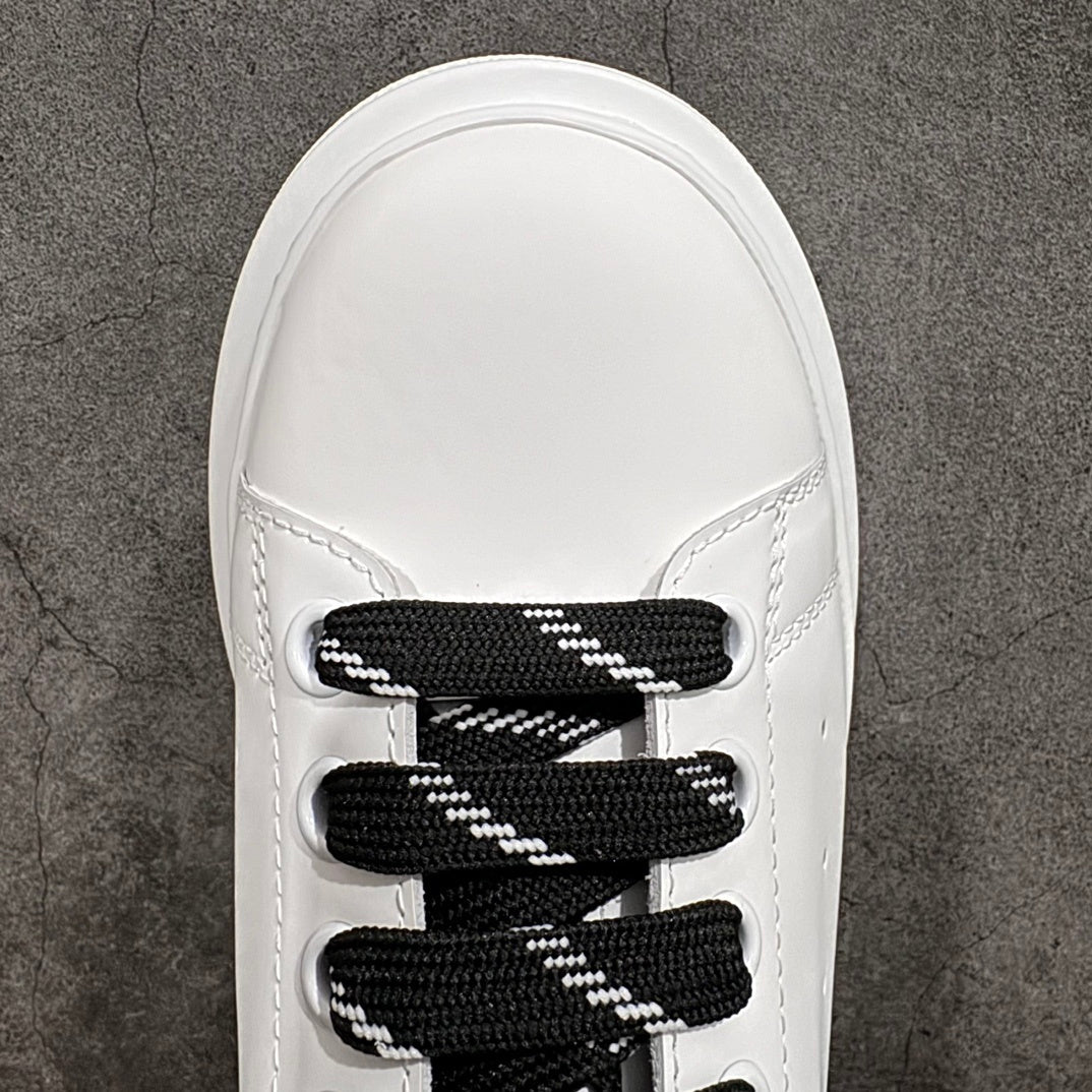 Alexander McQueen Oversized "White Black"