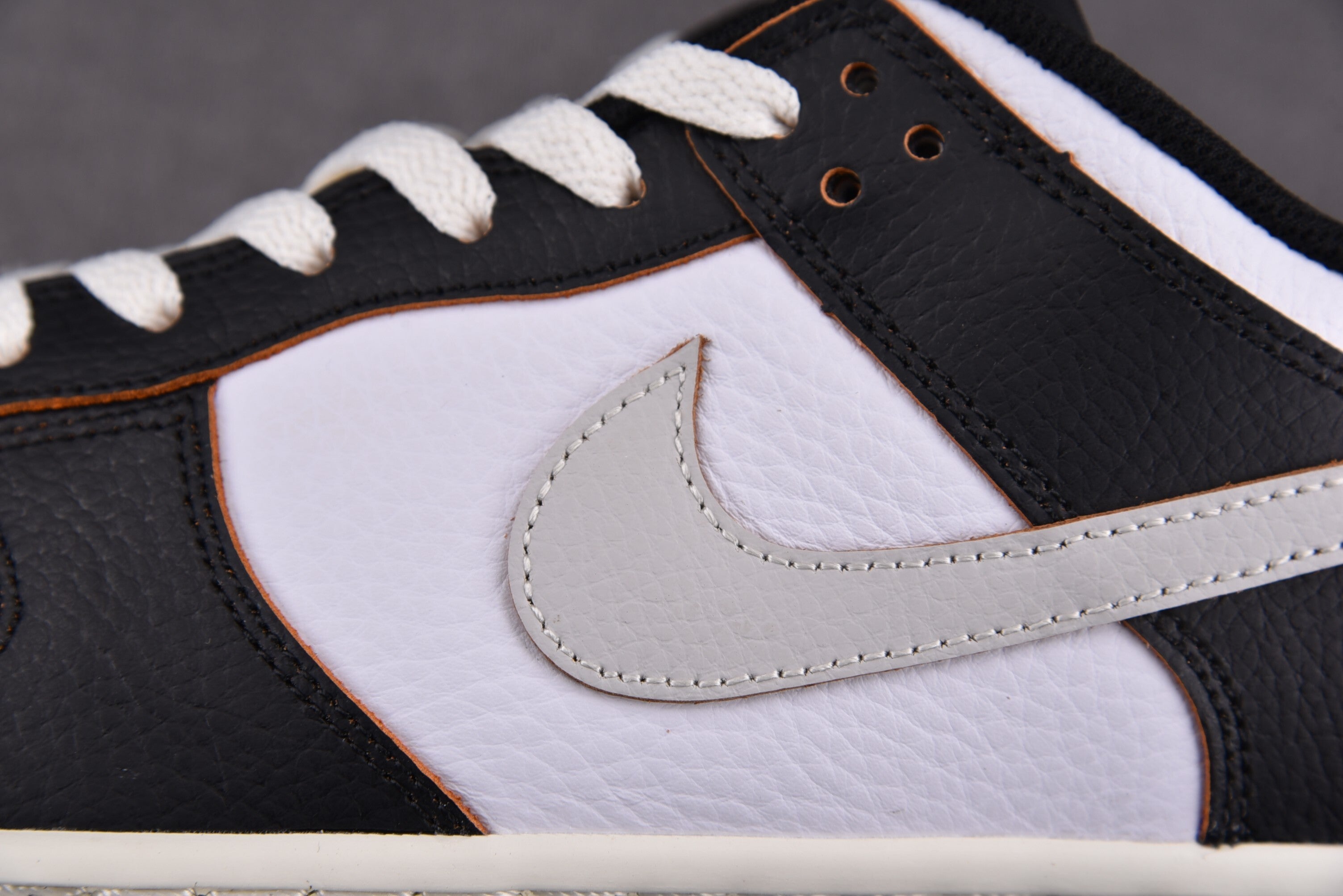 Nike SB Dunk Low HUF "San Francisco"