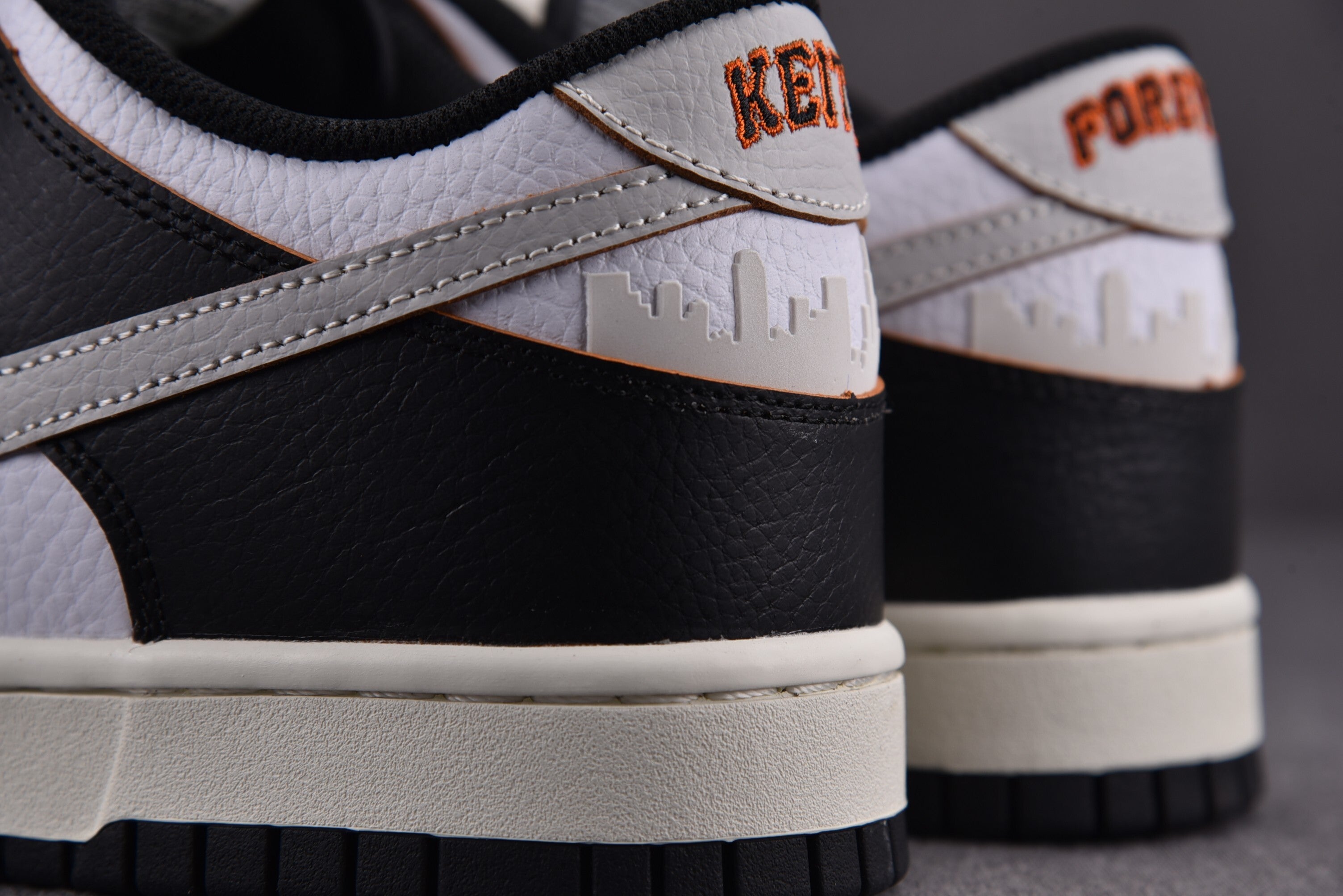 Nike SB Dunk Low HUF "San Francisco"