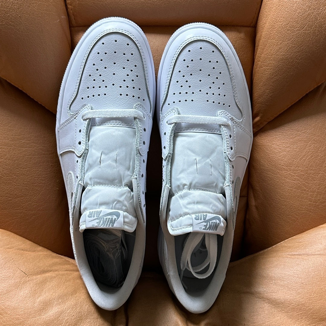 Air Jordan 1 Retro Low OG "Neutral Grey"