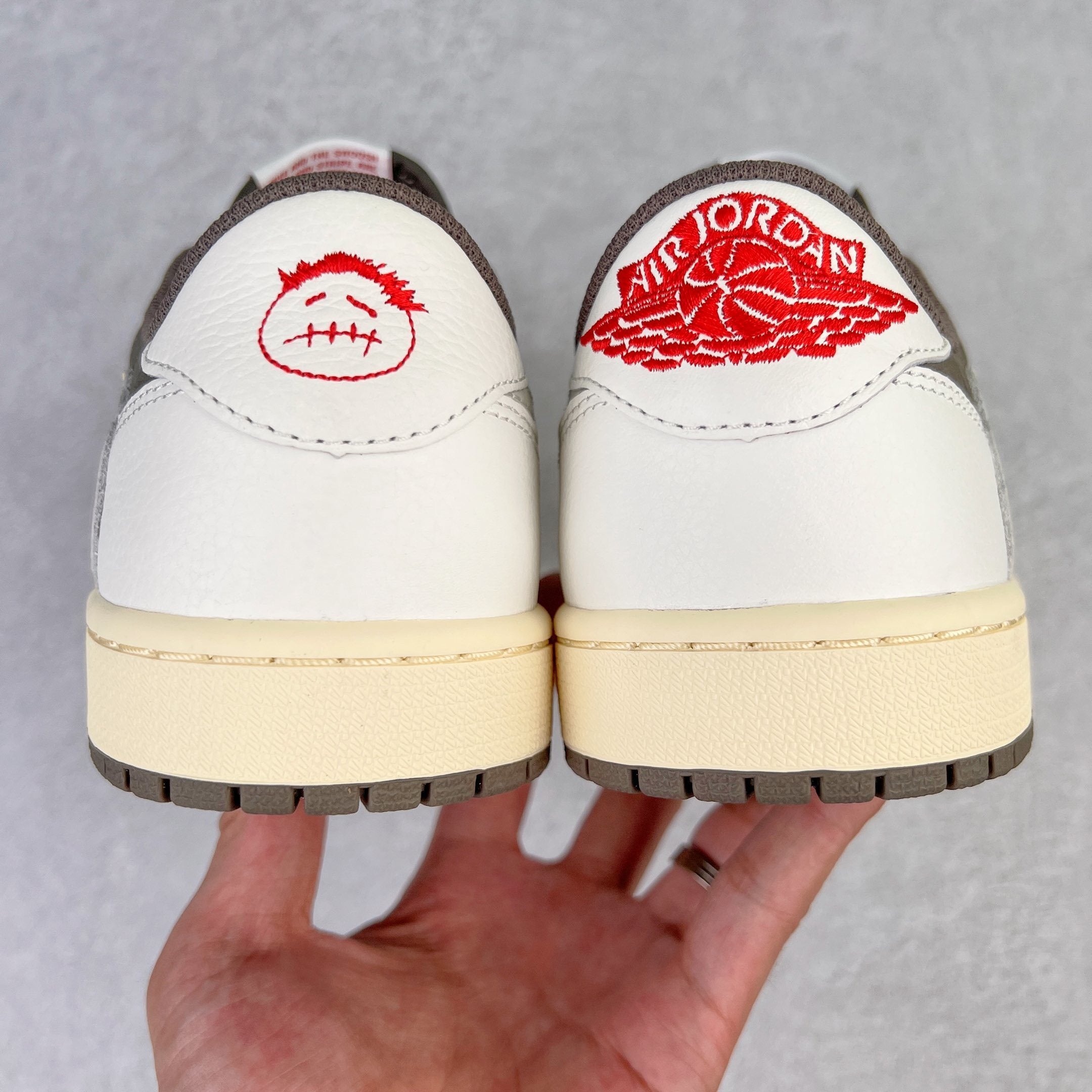 Jordan 1 Retro Low OG SP x Travis Scott "Reverse Mocha"