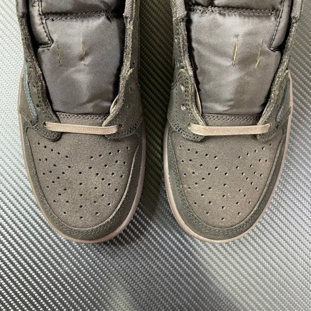 Air Jordan 1 Retro Low OG SP x Travis Scott "Velvet Brown"