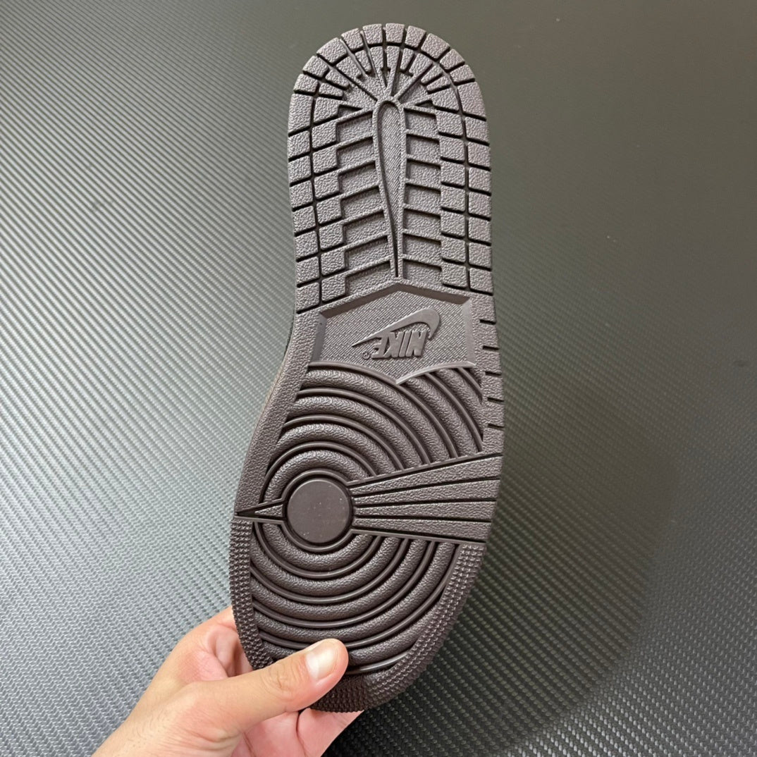 Air Jordan 1 Retro Low OG SP x Travis Scott "Velvet Brown"