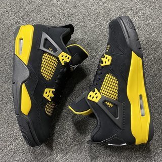 Jordan 4 Retro "Thunder"
