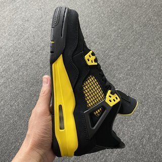 Jordan 4 Retro "Thunder"